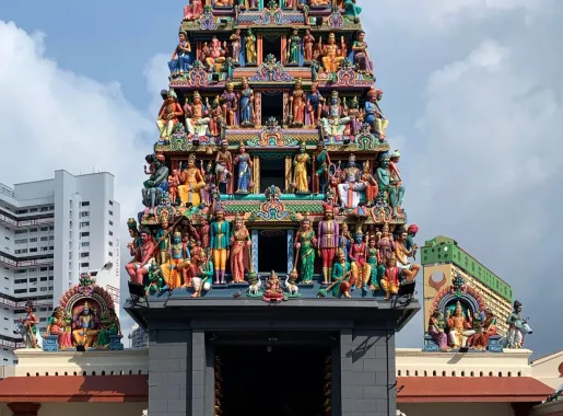 File:Gopuram - Sri Mariamman Temple Singapore (2023) - img 01.jpg -  Wikimedia Commons