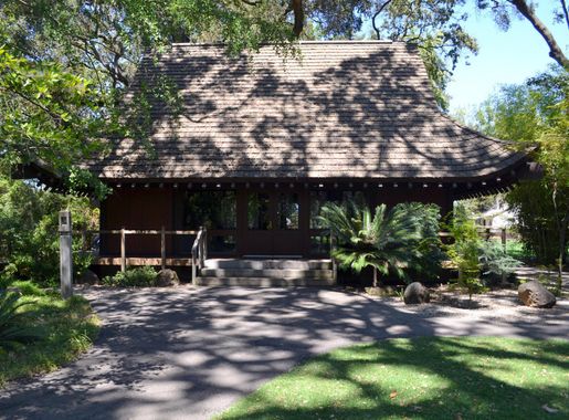 File:Japanese Garden in Micke Grove Regional Park 2.jpg - Wikimedia Commons