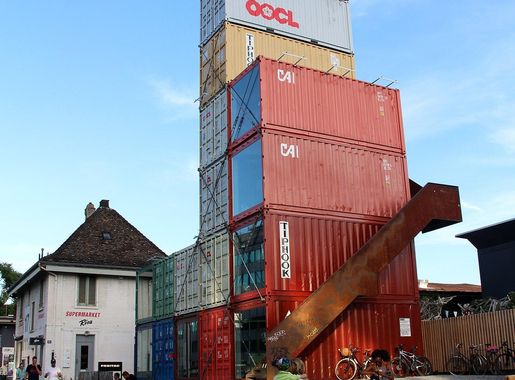 File:Zürich - Freitag Flagship Store Zürich (48677543516).jpg - Wikimedia  Commons