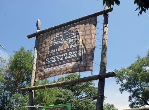 File:Cincinnati Zoo.jpg - Wikimedia Commons