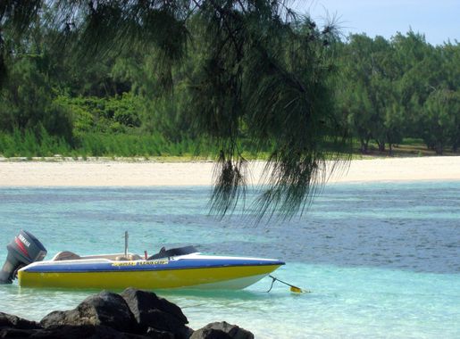 File:Île aux Cerfs, Mauritius.jpg - Wikimedia Commons