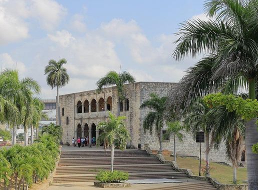 File:Santo Domingo - Alcazar de Colon 02.JPG - Wikipedia