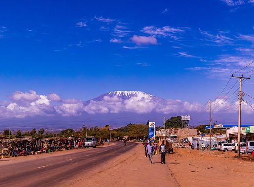 File:Mount Kilimanjaro Dormant Volcano In United Republic Of Tanzania kibo  Mawenzi Shira Highest Peaks-10.jpg - Wikimedia Commons