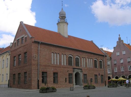 File:Olsztyn Stary Ratusz.jpg - Wikimedia Commons