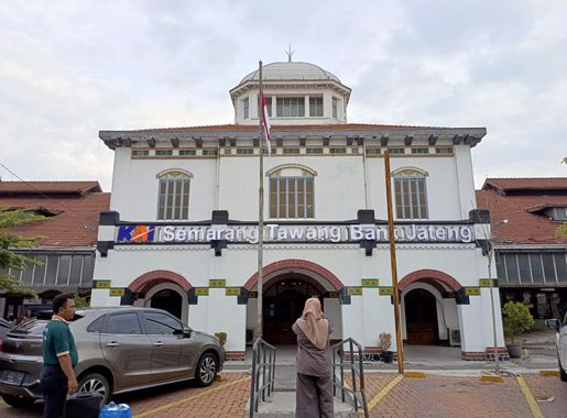 Berkas:Stasiun Semarang Tawang 2024.jpg - Wikipedia bahasa Indonesia,  ensiklopedia bebas