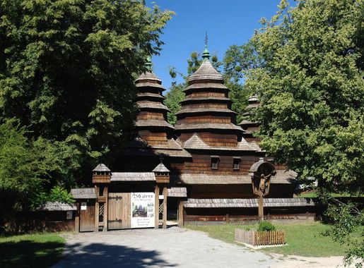 File:Lviv Szewczenkiw Hay Krywky church SAM 2747 46-101-1888.JPG -  Wikimedia Commons