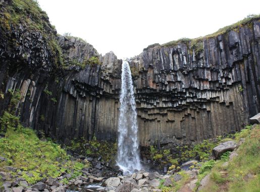 File:Skaftafell National Park, Svartifoss (6817603945).jpg - Wikimedia  Commons