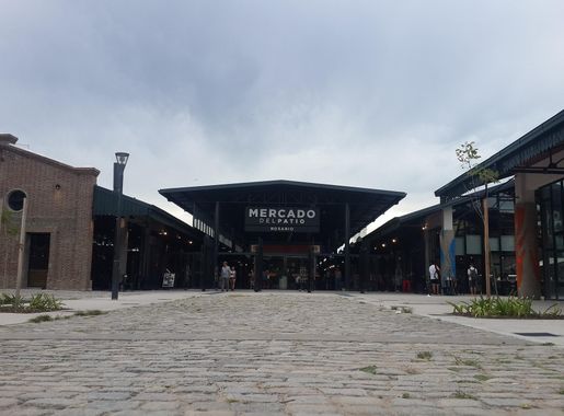 Archivo:Mercado del Patio en Rosario 2018.jpg - Wikipedia, la enciclopedia  libre