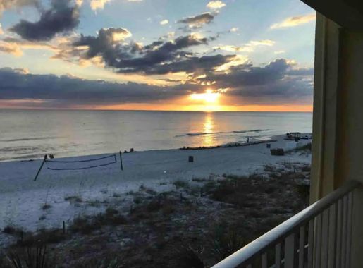 Sandy Bottoms Beachfront Studio On The Sand Aparthotel Panama City Beach: 2  star Hotel with a Minimum Price 202US$| UPDATED FOR 2024 |  panamacitybeachflhotels.com