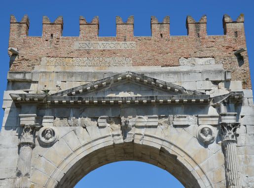 File:Arch of Augustus at Ariminum, dedicated to the Emperor Augustus by the  Roman Senate in 27 BC, the oldest Roman arch which survives, Rimini, Italy  (19760809900).jpg - Wikimedia Commons