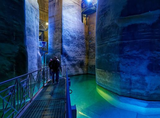 File:Palombaro Lungo ist die größte Zisterne Materas. 11.jpg - Wikimedia  Commons