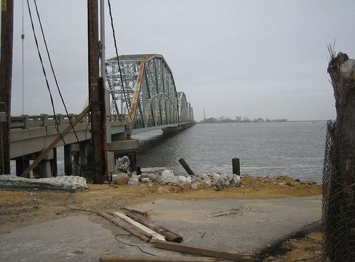 File:Old Rigolets Bridge from Fort Pike 20 Feb 2006.JPG - Wikimedia Commons