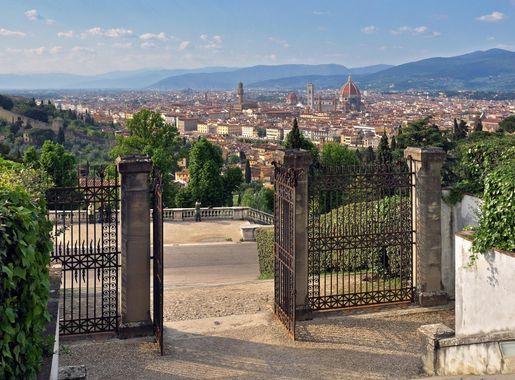 File:View of Florence from the Abbazia di San Miniato al Monte. Italy.jpg -  Wikimedia Commons