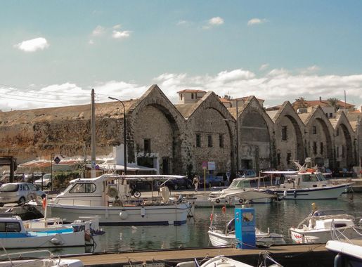 File:Venetian shipyards, Chania.jpg - Wikimedia Commons