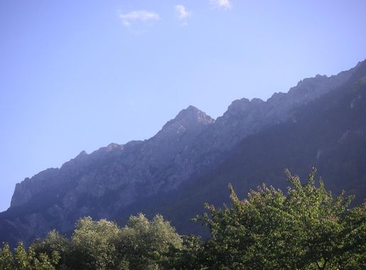File:Mountains, Liechtenstein, Alps, Vaduz, landscape.jpg - Wikimedia  Commons