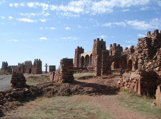 File:The Holy City - Wichita Mountains Wildlife Refuge , Comanche County -  panoramio (3).jpg - Wikimedia Commons