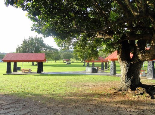 File:Governor Joseph Flores Beach Park, Tumon Bay, Tamuning, Guam -  DSC00831.JPG - Wikimedia Commons