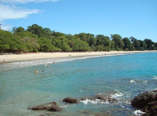 File:Manuel-antonio-quepos-costa-rica-second-beach.JPG - Wikimedia Commons