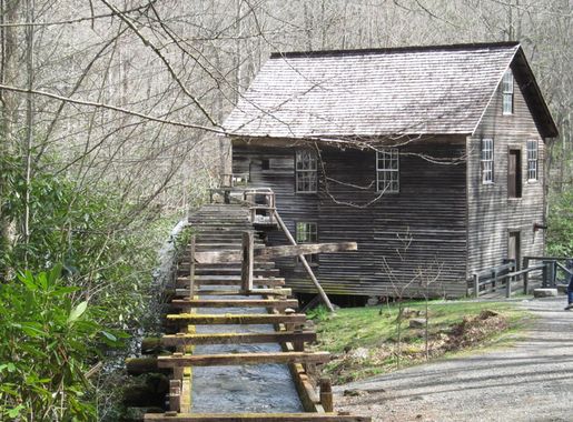 File:Mingus Mill - Great Smoky Mountains National Park - North Carolina -  14588975640.jpg - Wikimedia Commons
