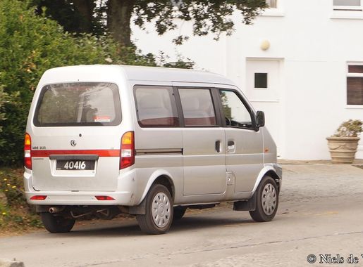 File:Dongfeng Mini Bus 1.3 (28372862780).jpg - Wikimedia Commons