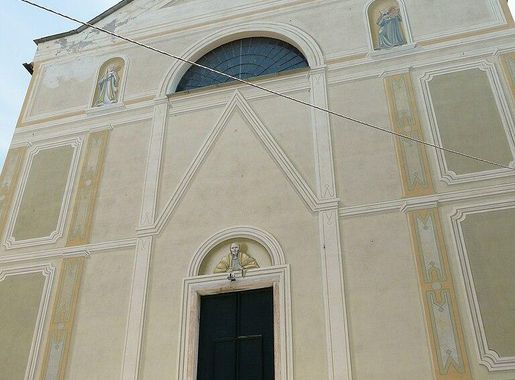 File:Genova Quinto al Mare-chiesa san pietro-facciata.jpg - Wikimedia  Commons
