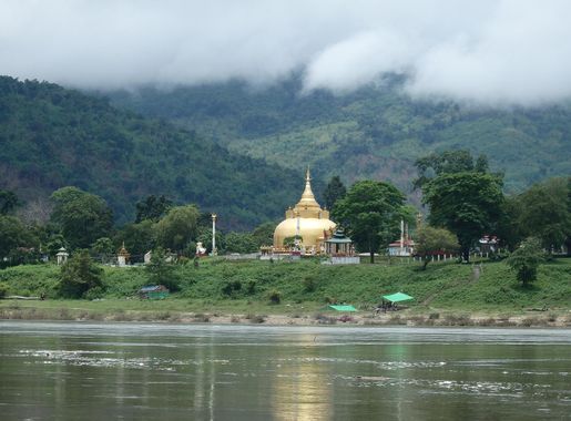File:Myitkyina, Myanmar (Burma) - panoramio (44).jpg - Wikimedia Commons