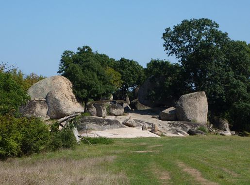Datoteca:Beglik Tash - P1020607.JPG – Wikipedia