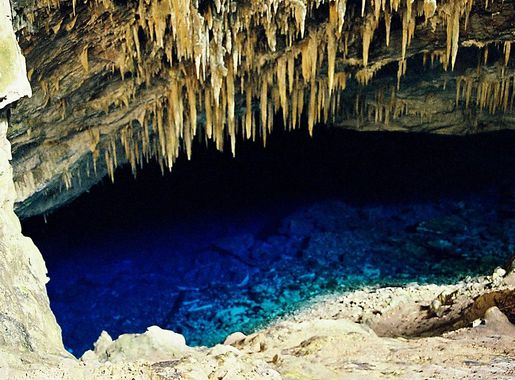 Ficheiro:Gruta do Lago Azul (Bonito).jpg – Wikipédia, a enciclopédia livre