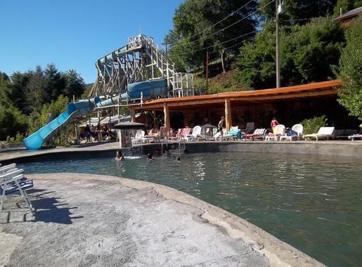 File:Termas de Trancura 2.jpg - Wikimedia Commons