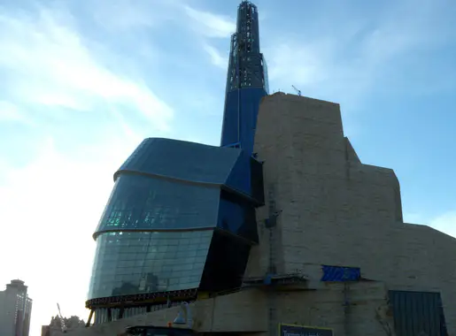 File:Canadian Museum for Human Rights under Construction 03.JPG - Wikimedia  Commons