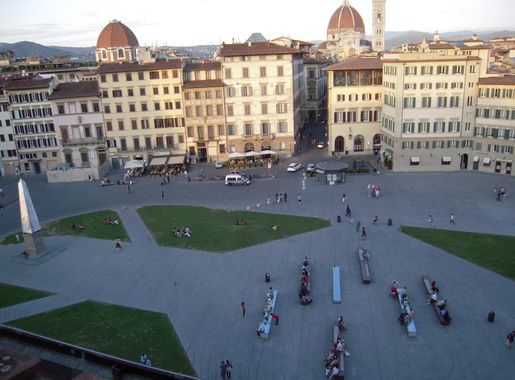 File:Santa Maria Novella Square3124.JPG - Wikimedia Commons