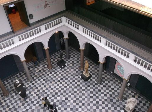 File:DSCF1804 Aberdeen Art Gallery.jpg - Wikimedia Commons