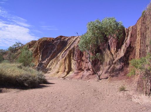 File:Ochre pits.JPG - Wikimedia Commons