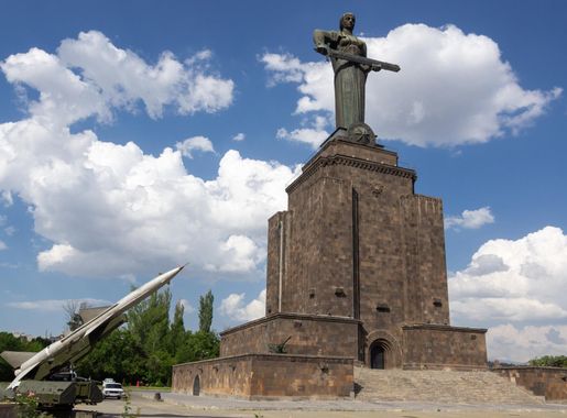 File:Yerevan, Mother Armenia Monument, S-75 Dvina, Victory Park, Armenia.jpg  - Wikipedia