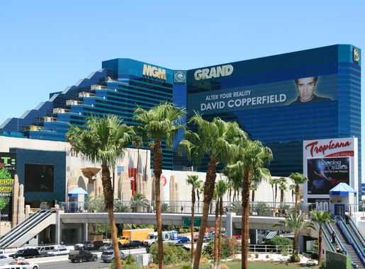 File:MGM Grand Hotel.jpg - Wikimedia Commons