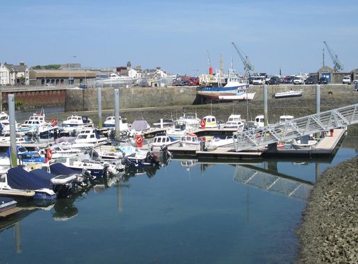 File:Guernsey July 2011 276, Saint Sampson harbour.jpg - Wikipedia