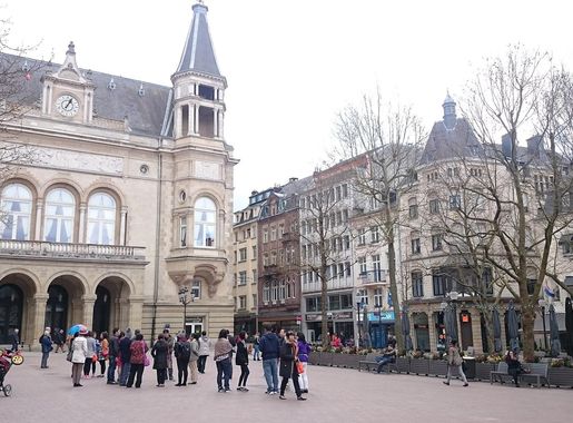 File:Place d'Armes view, Luxembourg City.JPG - Wikimedia Commons