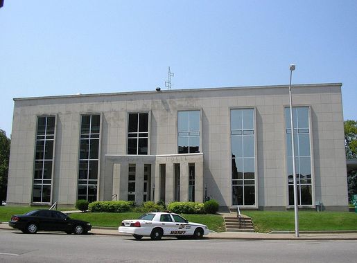 File:Daviess County, Kentucky courthouse.jpg - Wikimedia Commons