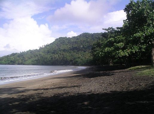 File:Tahiti plage Mayotte 2.JPG - Wikimedia Commons
