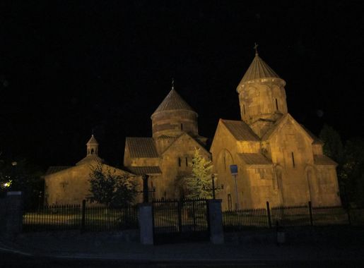 File:TSAGHKADZOR KECHARIS MONASTERY Վանական Համալիր Կեչառիս.JPG - Wikimedia  Commons