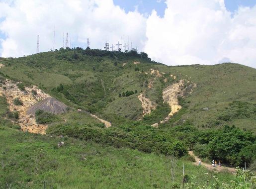 Archivo:Tres-cruces-1.jpg - Wikipedia, la enciclopedia libre