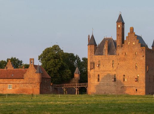Bestand:Doornenburg, kasteel Doornenburg RM8942 IMG 9348 2021-06-09  20.55.jpg - Wikipedia