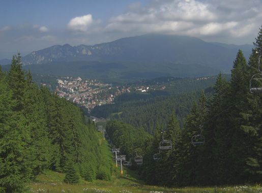 File:Predeal and Mount Postavaru.jpg - Wikipedia