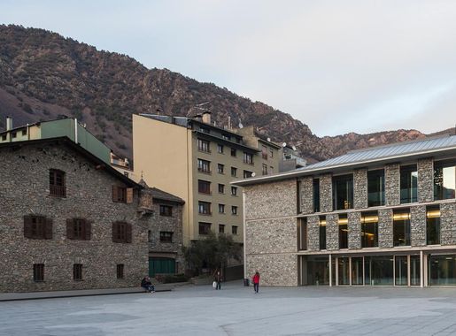 File:Casa de la Vall, Andorra la Vieja, Andorra, 2013-12-30, DD 03.JPG -  Wikimedia Commons