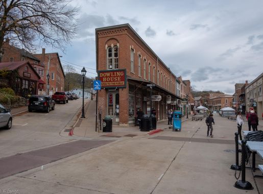 File:Dowling House Galena, Jo Daviess County (50532481546).jpg - Wikimedia  Commons