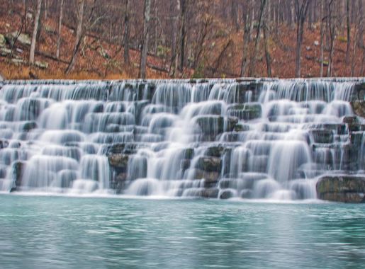 File:Devil's Den Waterfall.jpg - Wikimedia Commons