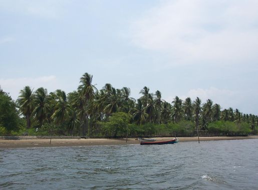 File:Isla Madre Sal.JPG - Wikimedia Commons