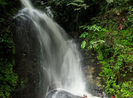 File:Olumirin falls.jpg - Wikimedia Commons