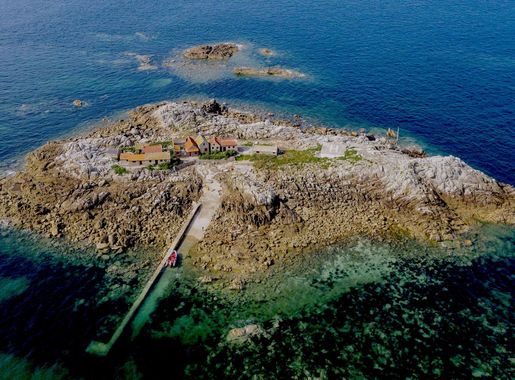 File:Les Minquiers.jpg - Wikimedia Commons