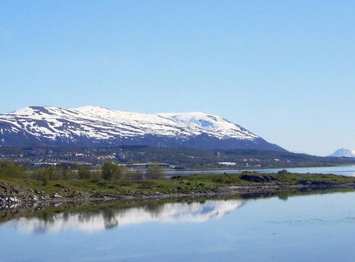 File:Tromsø-landskap 2.JPG - Wikimedia Commons